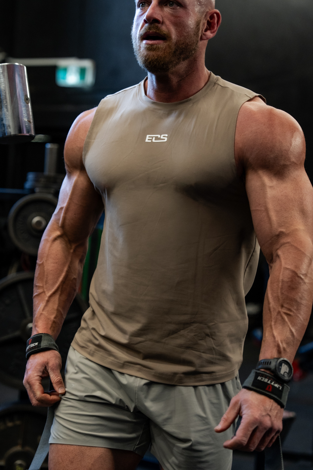 Essential Tank